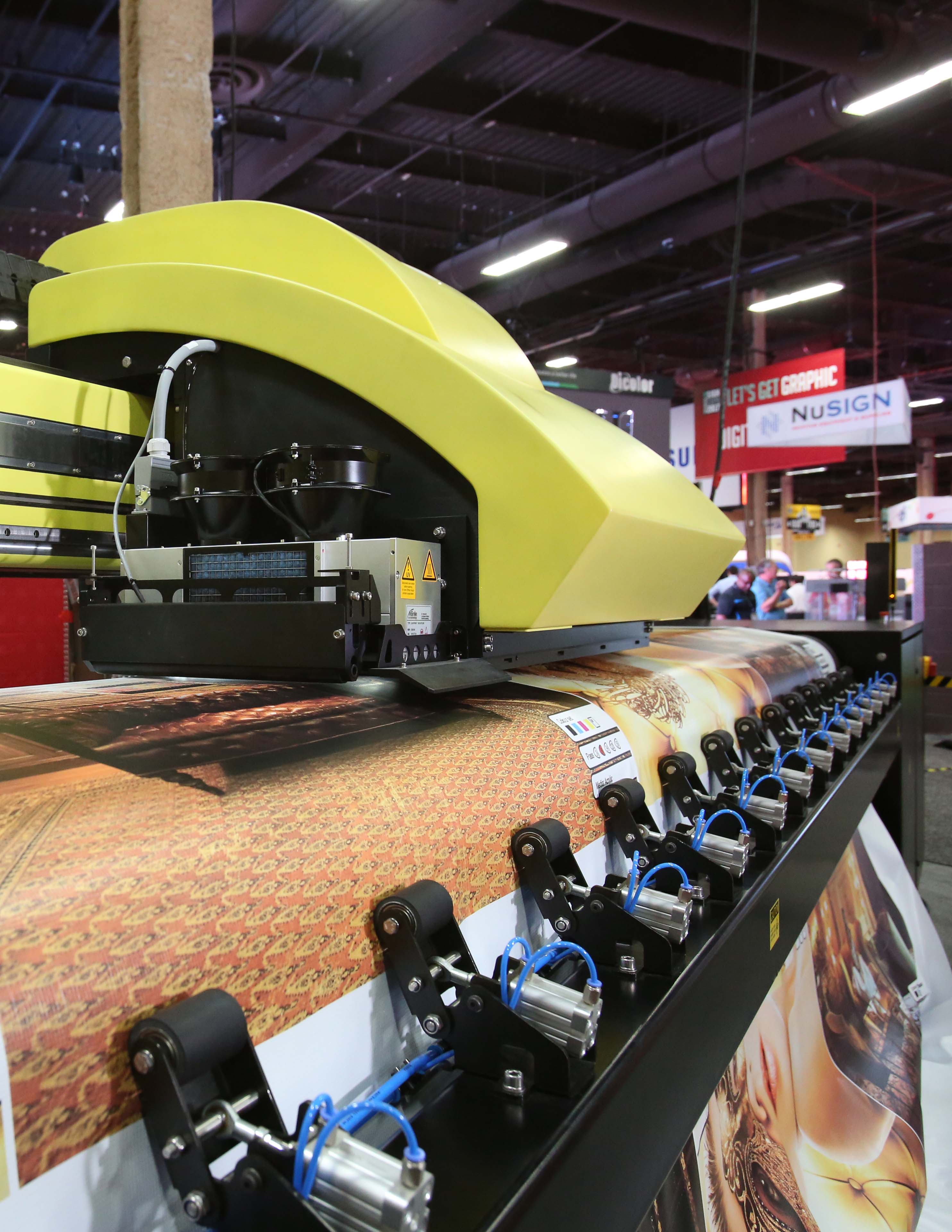 Growth Opportunities in the Decoration Market for Large Format Printing: How, Why, When, Where?